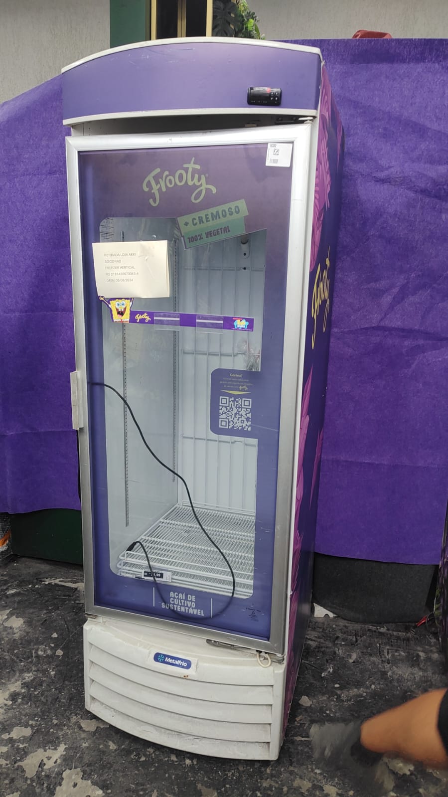 FREEZER VERTICAL METALFRIO COM DEFEITO - RG: 2181436679043-4