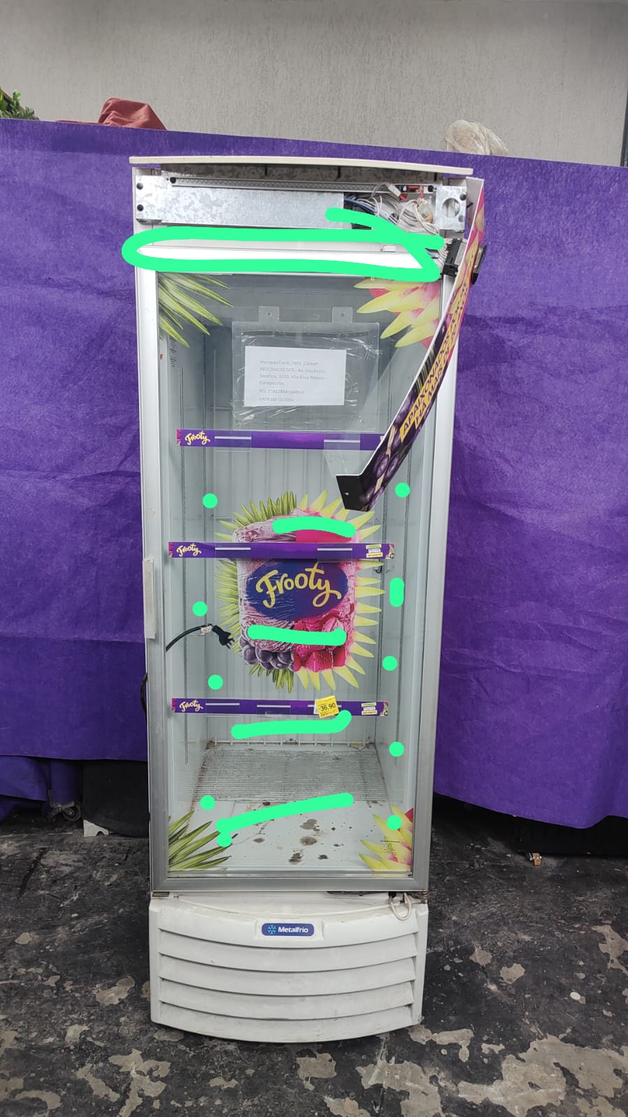 FREEZER VERTICAL METALFRIO COM DEFEITO - RG: 218386816989-0